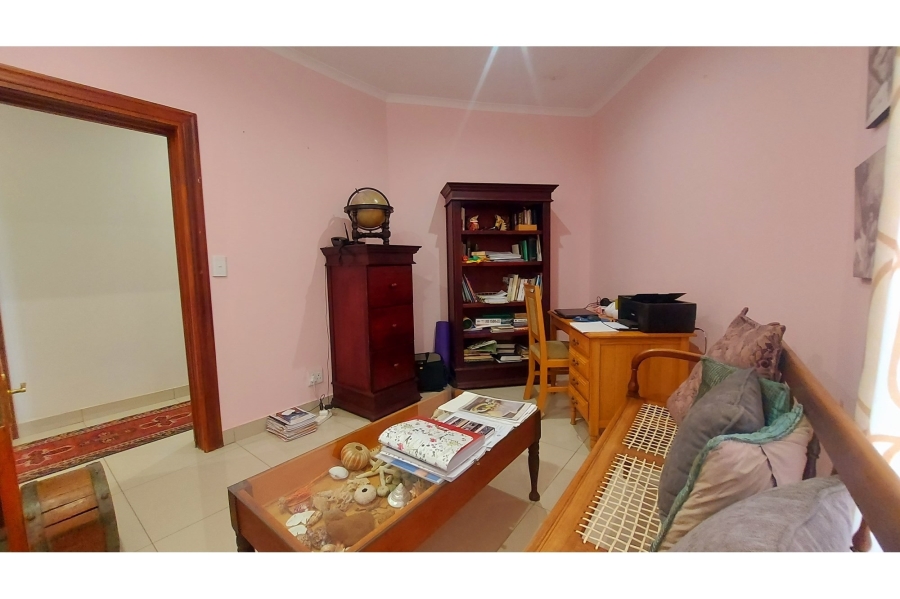 3 Bedroom Property for Sale in Meerhof North West